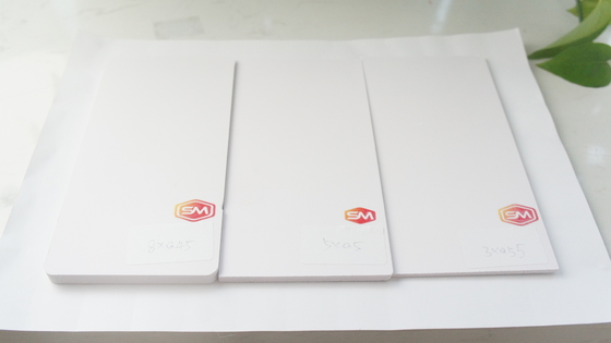 購入 白い 1220*2440mm 10mm PVC 泡板 絶好の保温と耐候性 online manufacture
