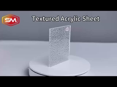 透明な水波質のアクリルシート