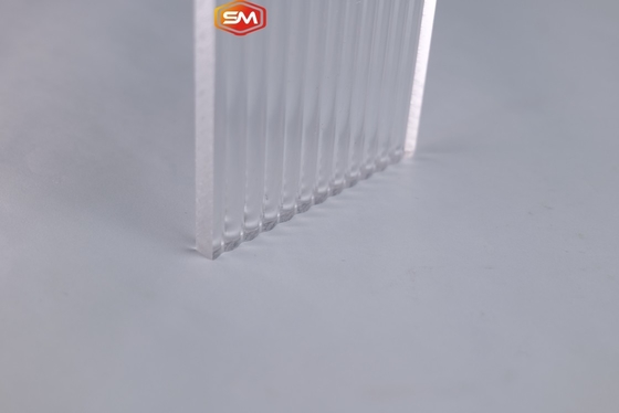 カスタマイズできる 凸版 1mm 1.5mm 2mm 2.5mm 透明質感のあるアクリルシート